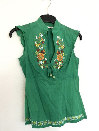 BESTICKTE GRUNE DAMENBLUSE Gr. S