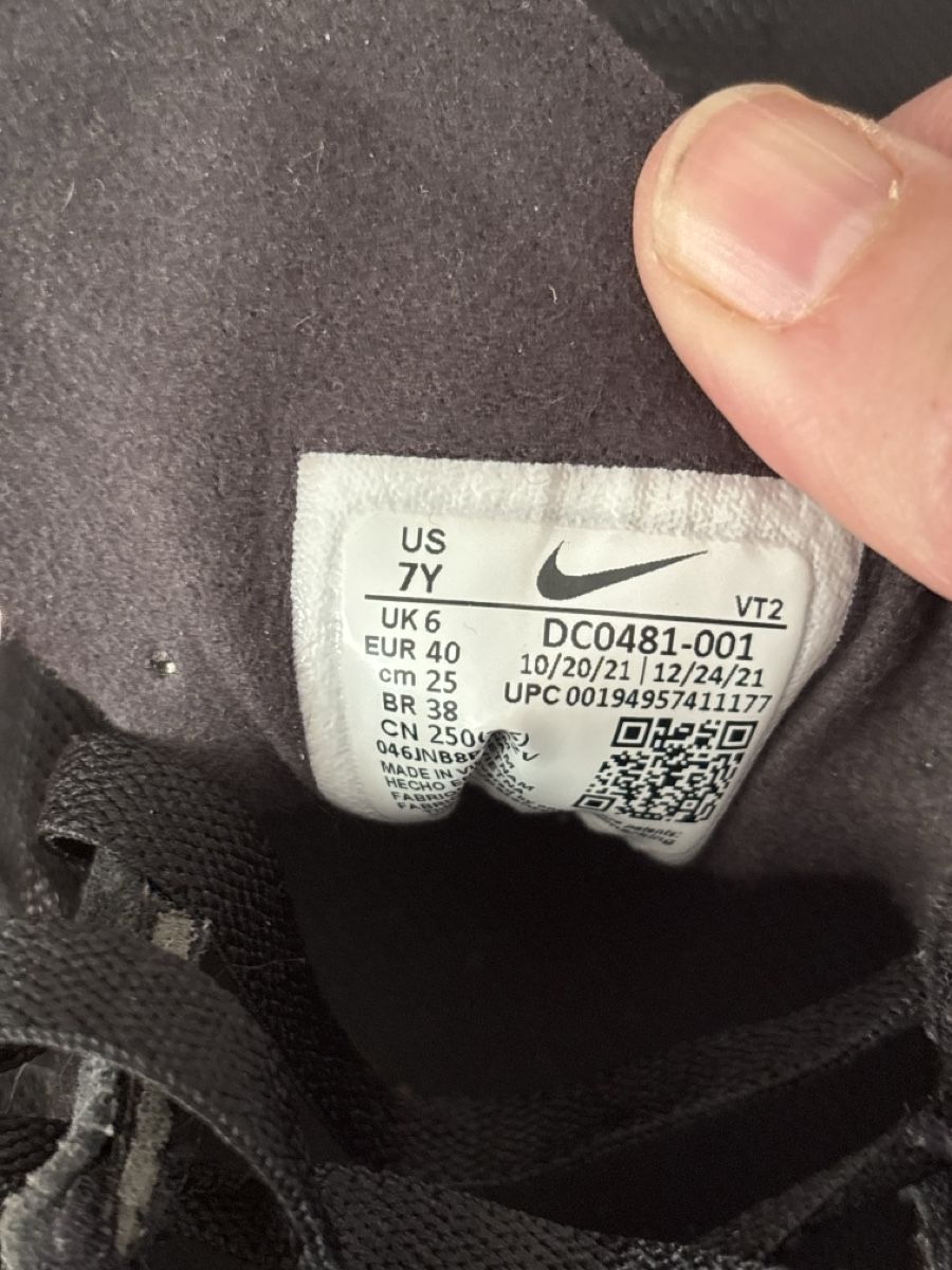 Nike Scarpe da uomo: Nike Schuhe, Grösse 40, – Usato da Kriens venduto da mir_v8ww 1