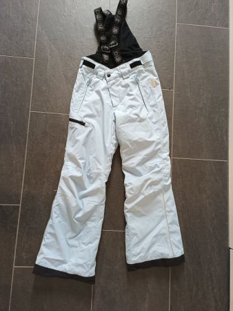 Skihose Reima Tec 134 hellblau mit abnehmbaren Trägern