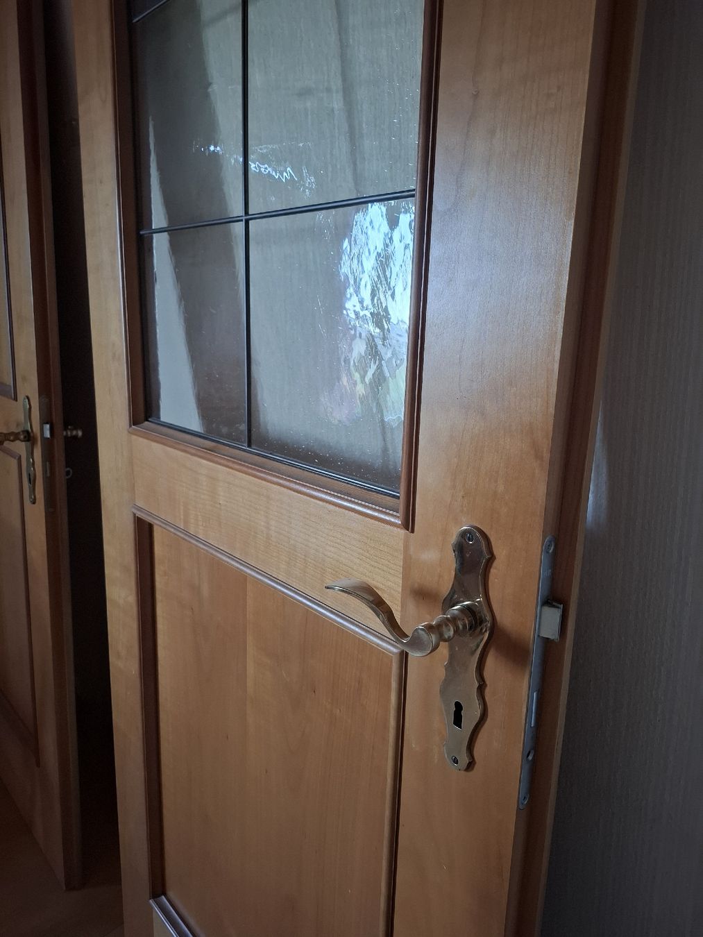 Portes: Diverse Holztüren – D'occasion à Ammerswil AG par Treemountain 1
