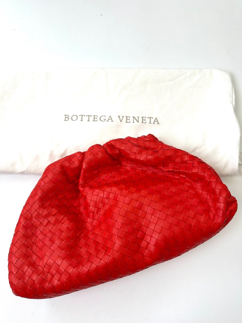 Bottega Veneta Taschen für Damen: Bottega Veneta Clutch – Neu und originalverpackt aus Pregassona von Reluxuryspace