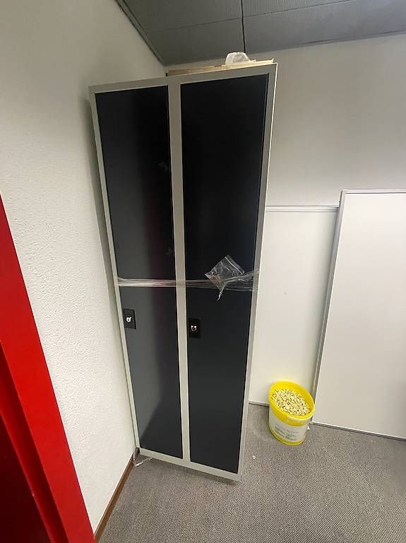 Porte manteau: Verkauft wird eine Occasion Garderobe – D'occasion à Bern par fac_d255
