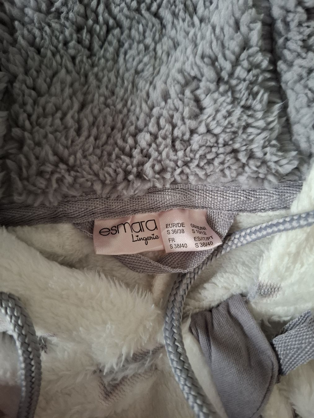 Tute: Damen Pyjama Onesie Jumpsuit – Nuovo (secondo la descrizione) da Dübendorf venduto da bia_j2zg 3
