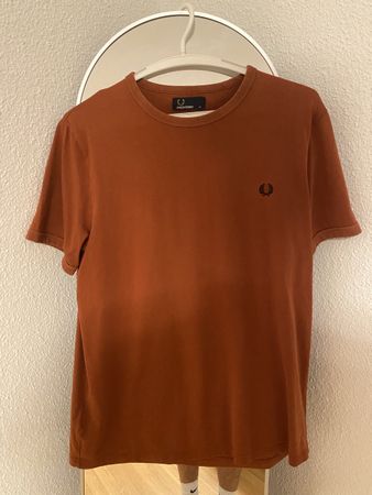Fred Perry T-Shirt, Grösse M – Herbst Look!