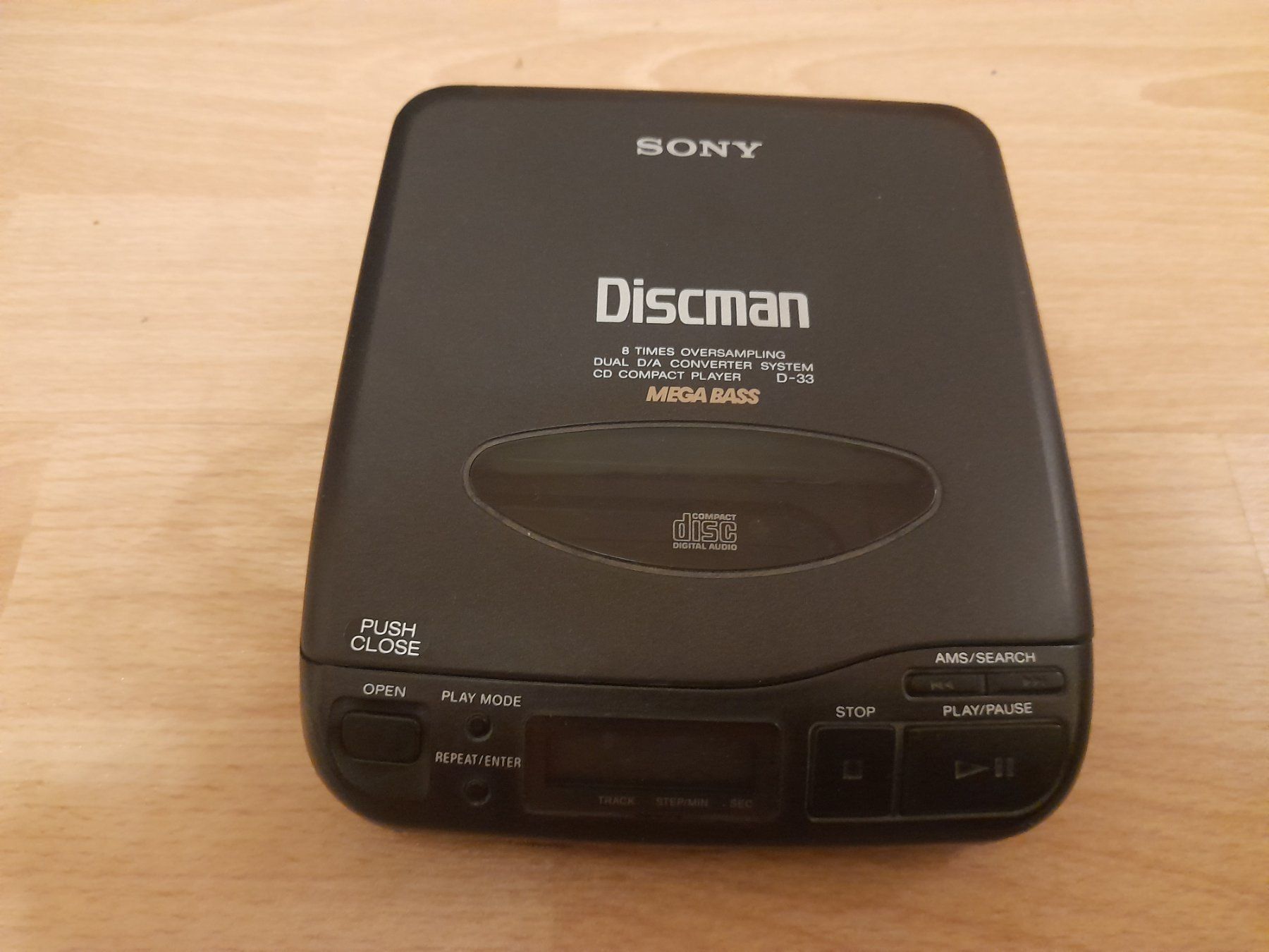 Sony Lettore multimediale portatile: Sony Discman D-33 mit Netzteil – Usato da Lustmühle venduto da chevi03 1