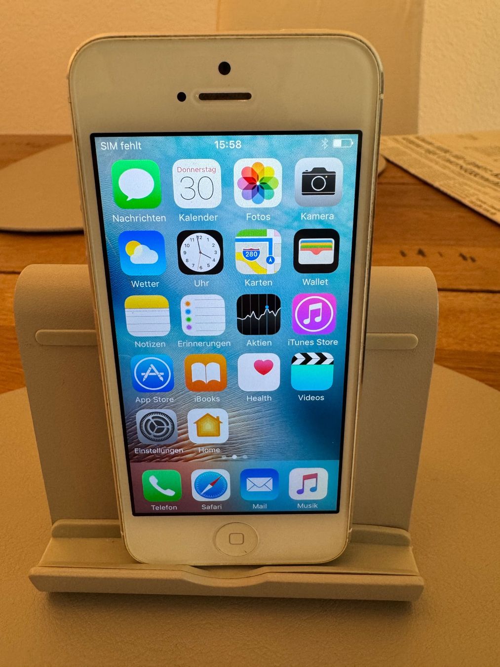 Apple Telefoni cellulari / Smartphones: iPhone 5 90% Akku Kapazität – Usato da Adliswil venduto da Busys