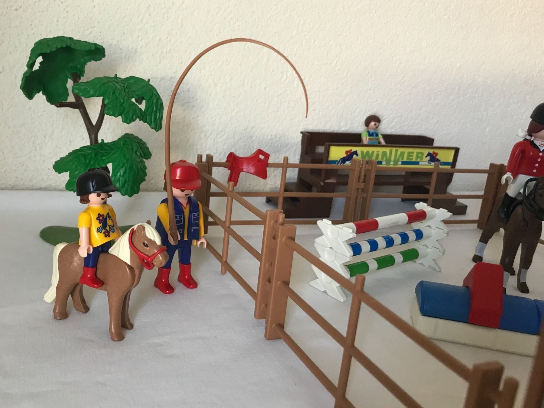 Playmobil Giocattoli: PLAYMOBIL Springplatz 4185 – Usato da uster venduto da articles 1