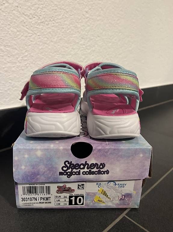 Scarpe per ragazze: Skechers Sandalen magical collection – Usato da Schliern b. Köniz venduto da gaby_daniela 1