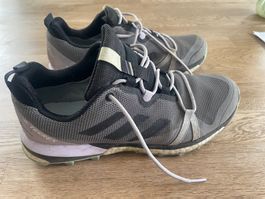 Adidas Trekking Schuhe Gr.38 1/3