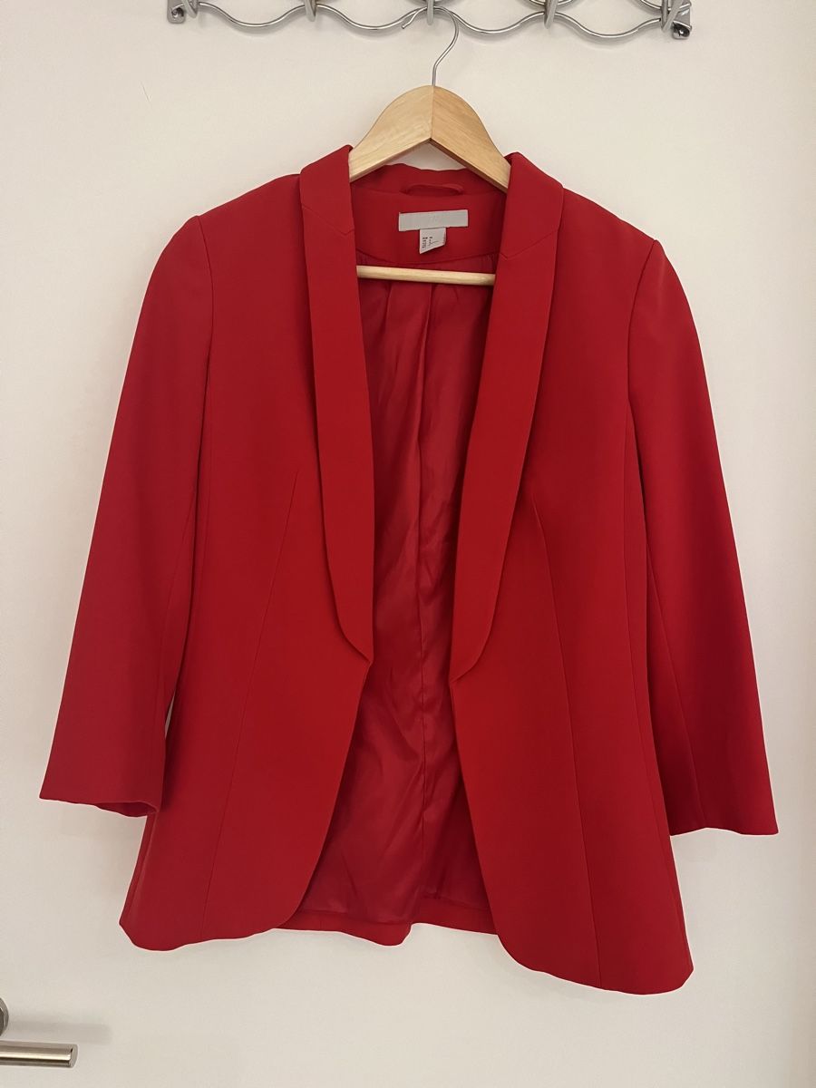 H&M Giacche: Elegant Red Blazer size S – Usato da Zürich venduto da Ironetka