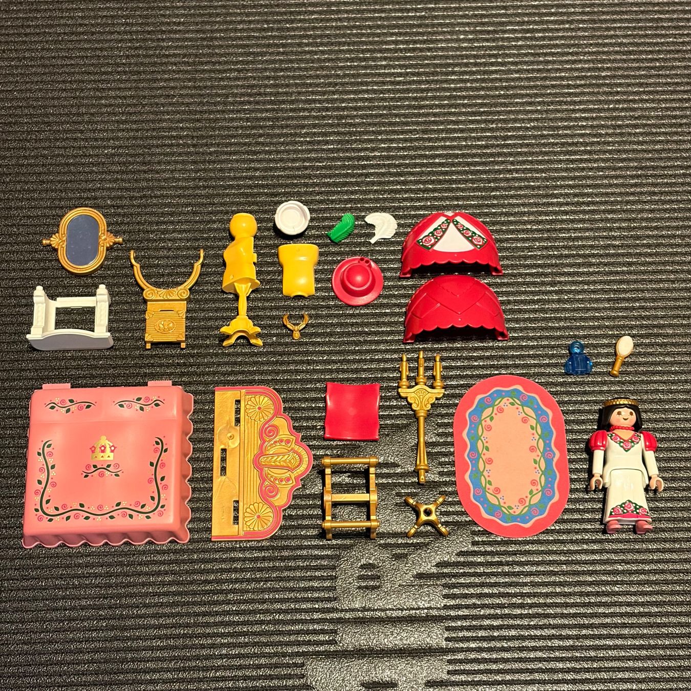 Playmobil Giocattoli: Playmobil 4253 - Schlafgemach – Usato da Thun venduto da SS147 1