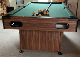 Billiardtisch