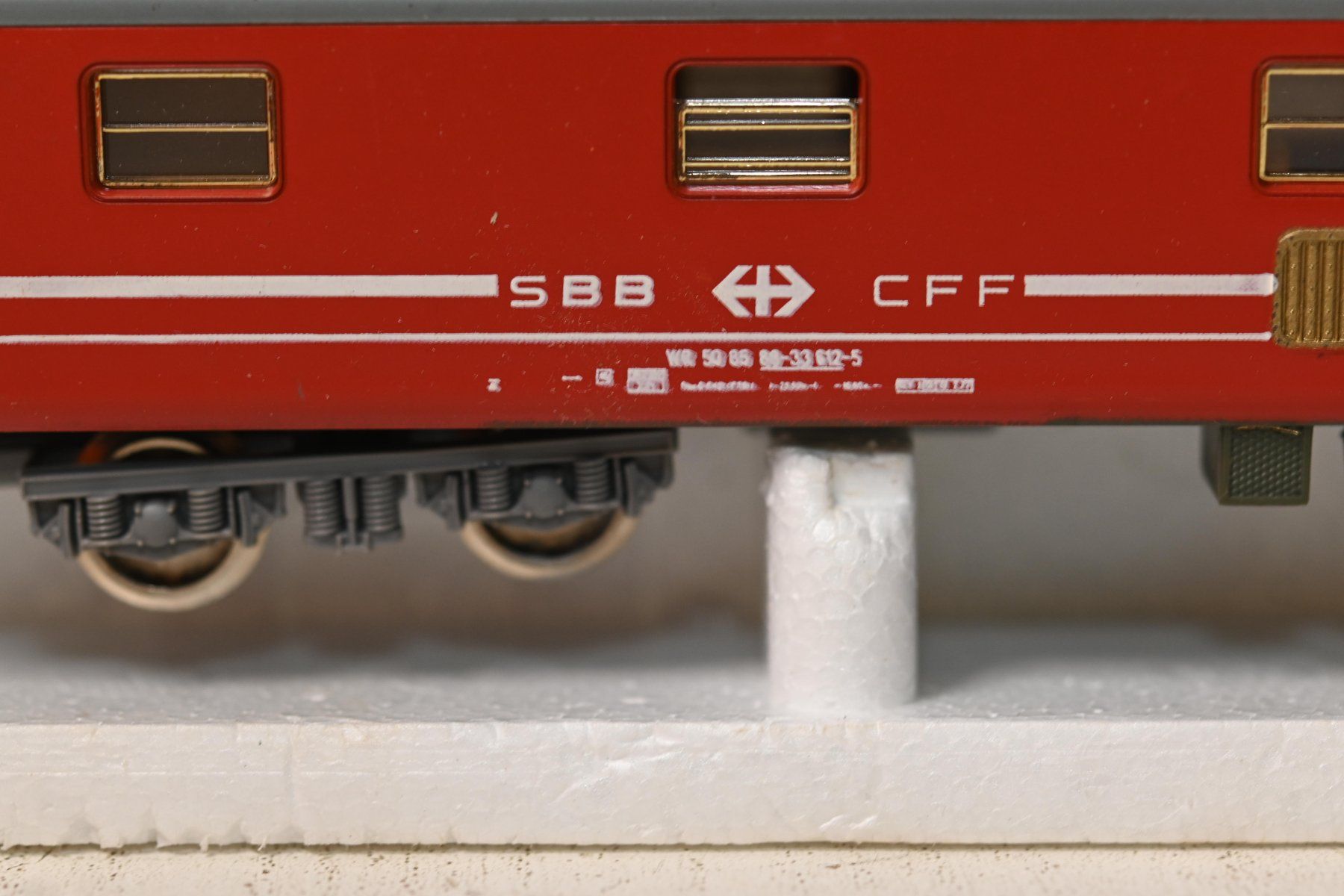 Lima Modellini di ferrovie: SBB Restaurantwagen Lima HO/DC mit OVP – Usato da Laupen ZH venduto da Zmoewe 3