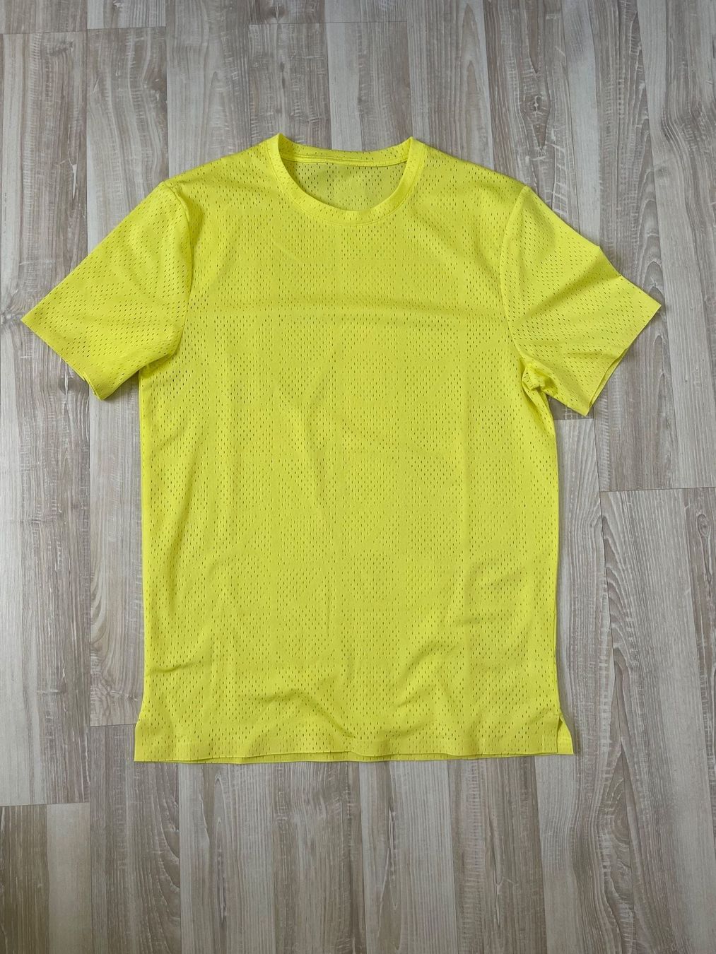 H&M Lotti di vestiti: Sport Shirt und Hose – Usato da Freienwil venduto da weberjoel 1