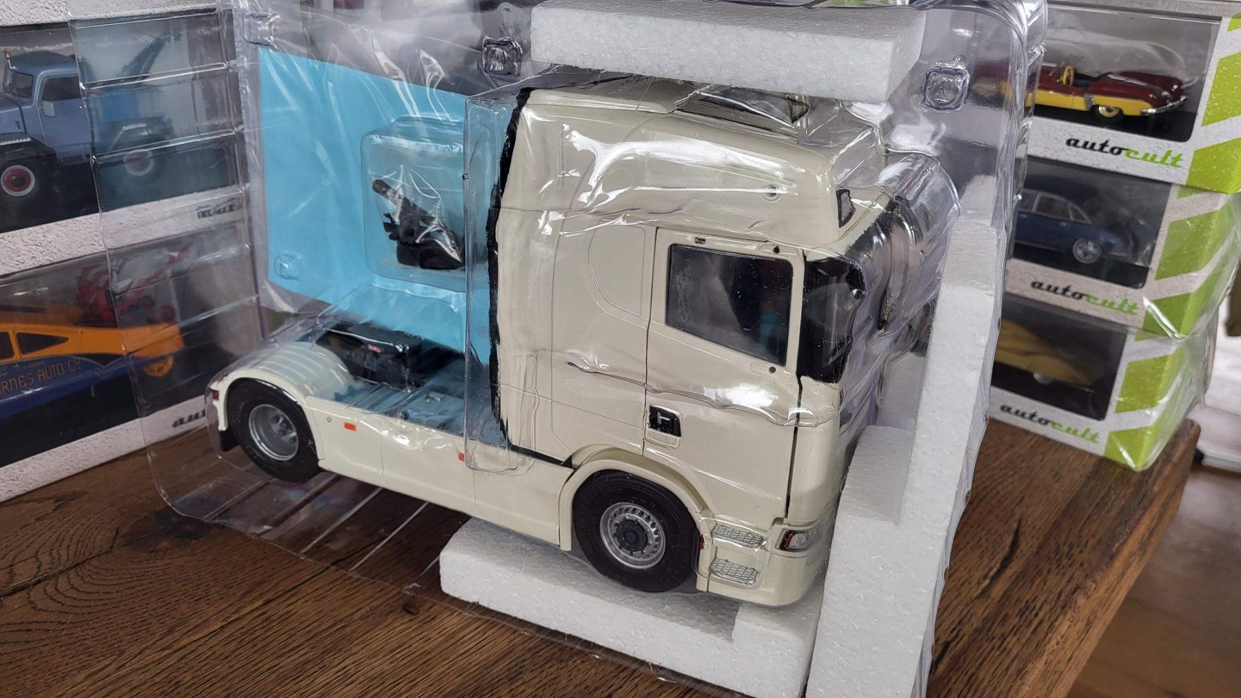 Kit di modellismo & Modellini statici: Scania 580S Highline 2021 1:24 Solido – Usato da Rothrist venduto da Juana5 6