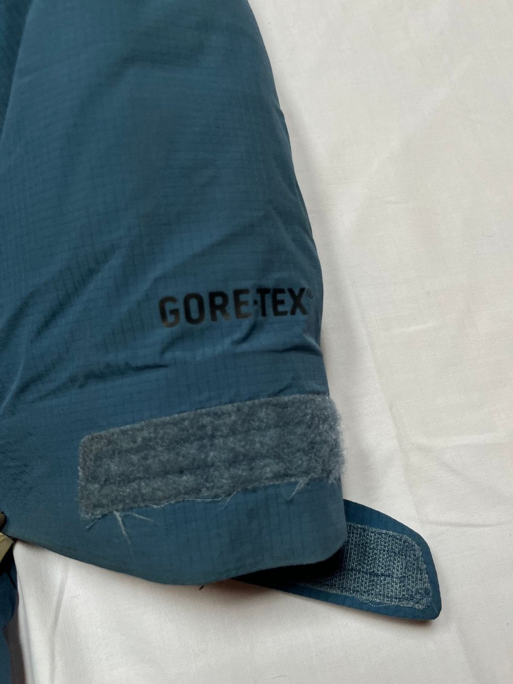 Burton Vestes: Burton AK Downjacket – D'occasion à Embrach par lgigon 5