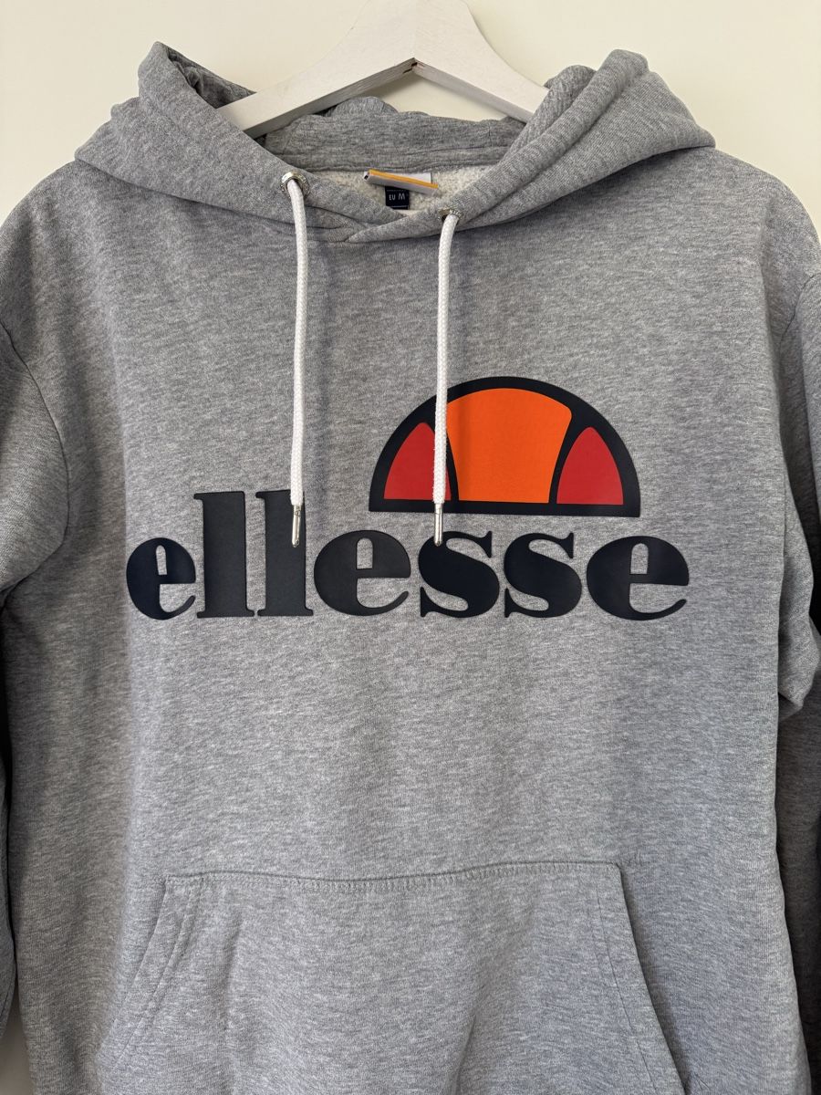 Ellesse Maglioni & Felpe: ELLESSE Hoodie Gr. M - Grau - Kapuzenpullover – Nuovo (secondo la descrizione) da Flumenthal venduto da SecondLove_CH 2