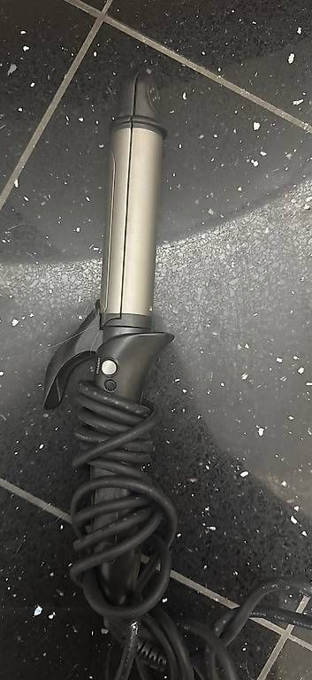 Piastre & Arricciacapelli: Lockenstab von Grundig – Usato da Neuenegg venduto da dur_b79r