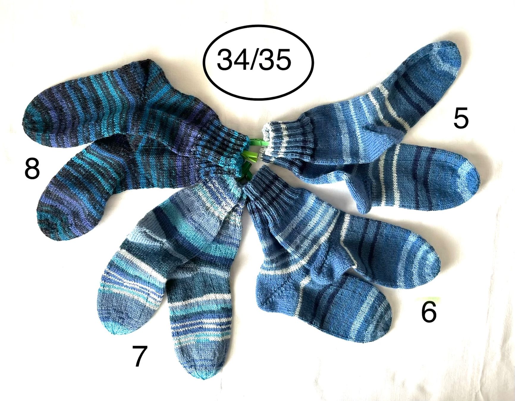 Chaussettes: handgestrickte Wollsocken, 34/35 – Neuf avec emballage d'origine à Engelburg par rautibus
