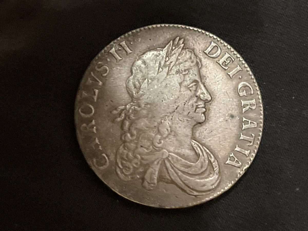 Tutti le monete: Crown Carolus ll 1667 Silberkrone – Usato da schlieren venduto da Retton