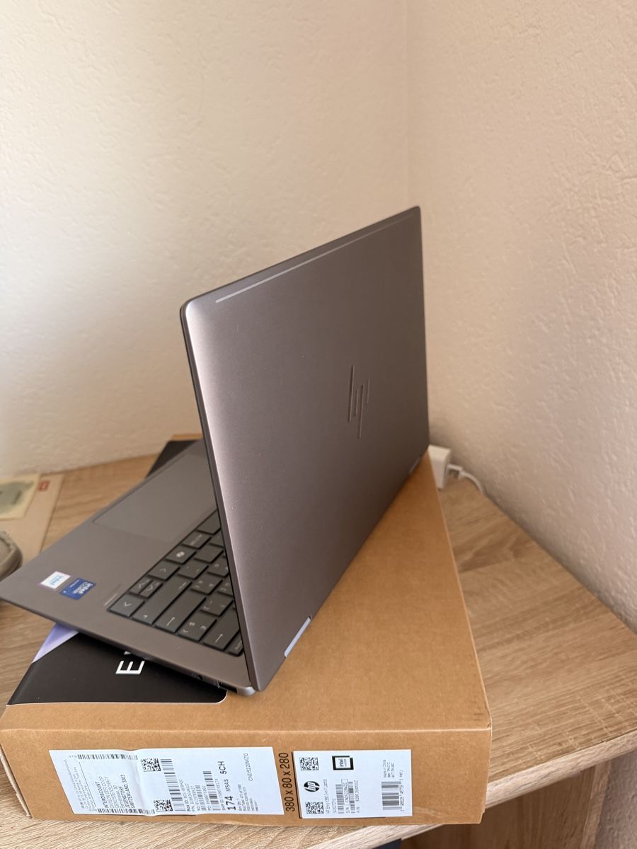 Microsoft Notebooks: HP Laptop  – Neu (gemäss Beschreibung) aus Gächlingen von zal_ks2s 2