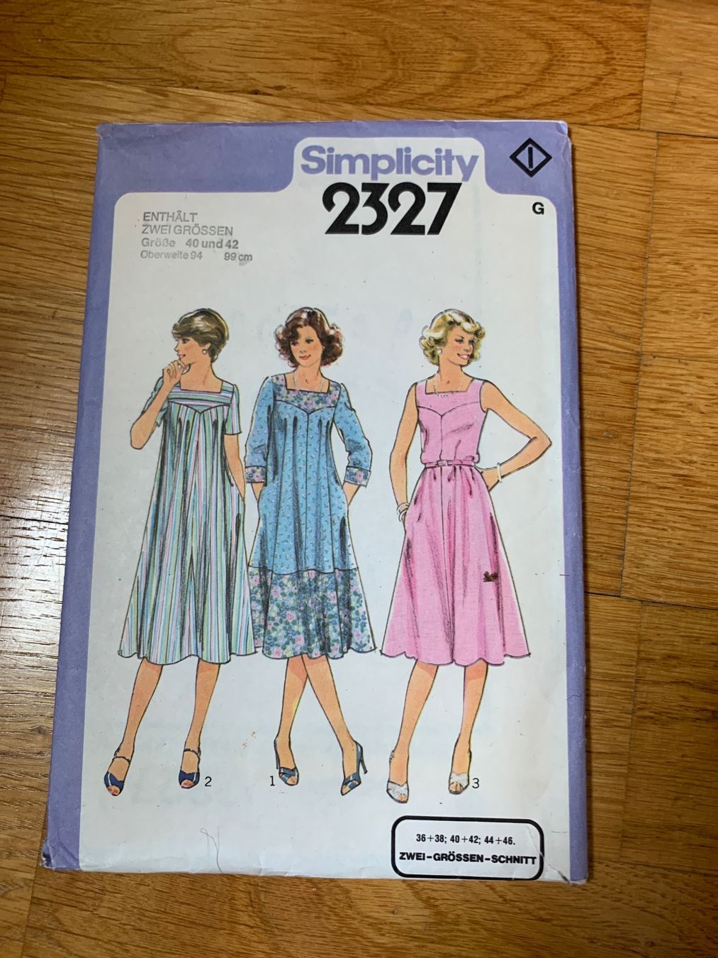 Schnittmuster: Simplicity Schnittmuster  Kleider Gr.  40 Vintage 1980 – Gebraucht aus Richterswil von Moii89