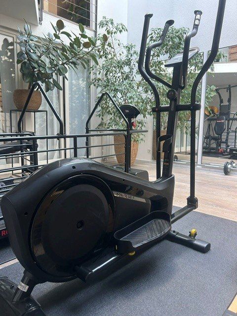 Decathlon Vélos d'appartement: Cross Trainer DOMYOS 540 – D'occasion à Uster par nirvana333