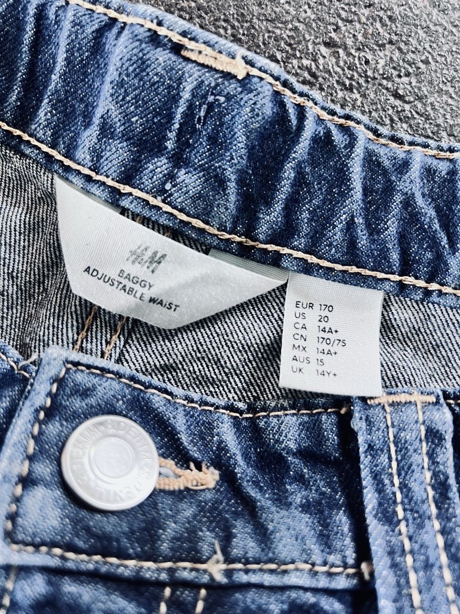 H&M Pantaloni: Baggy Jeans – Usato da Lüsslingen venduto da Nirtak626 1