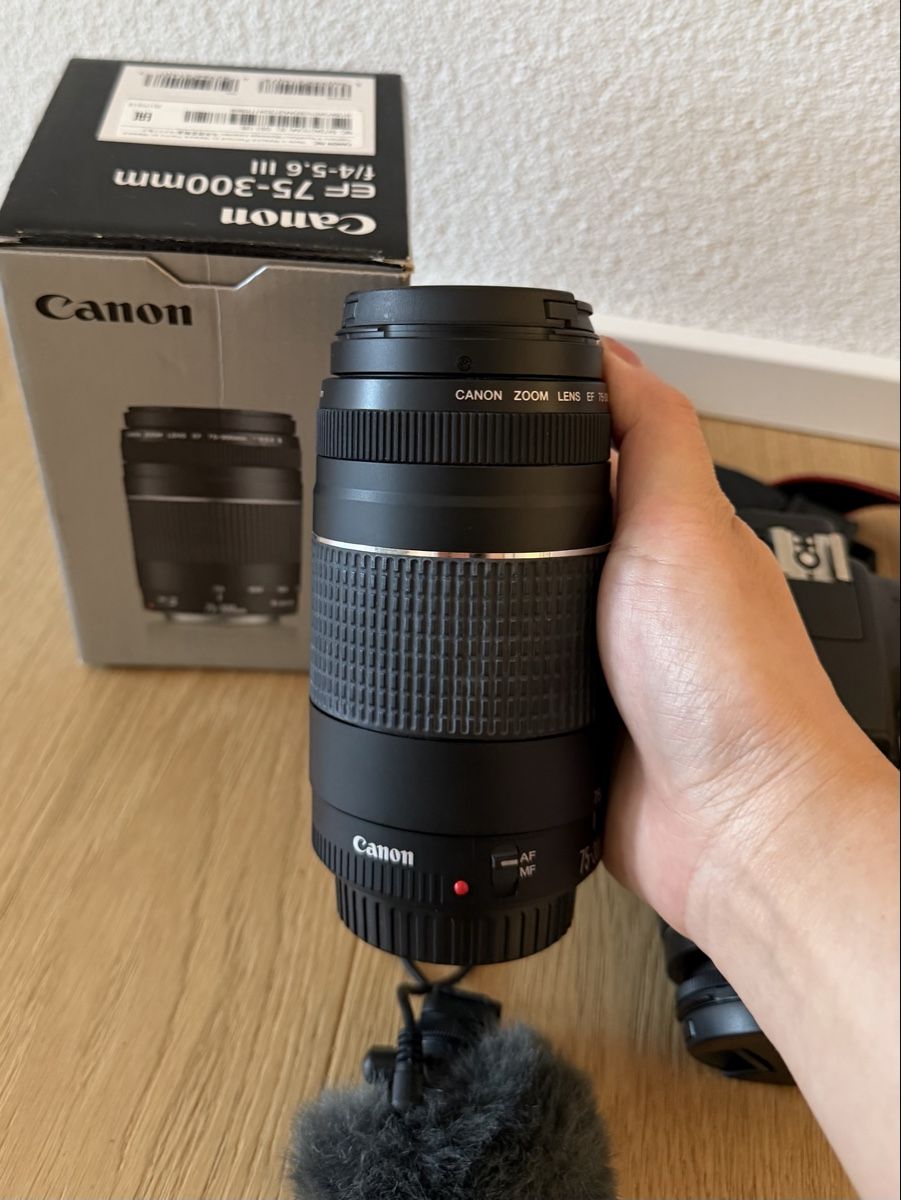 Canon Fotocamera: Canon EOS1300D Full Set incl.shipping – Usato da Menzingen venduto da Loveshopping 2