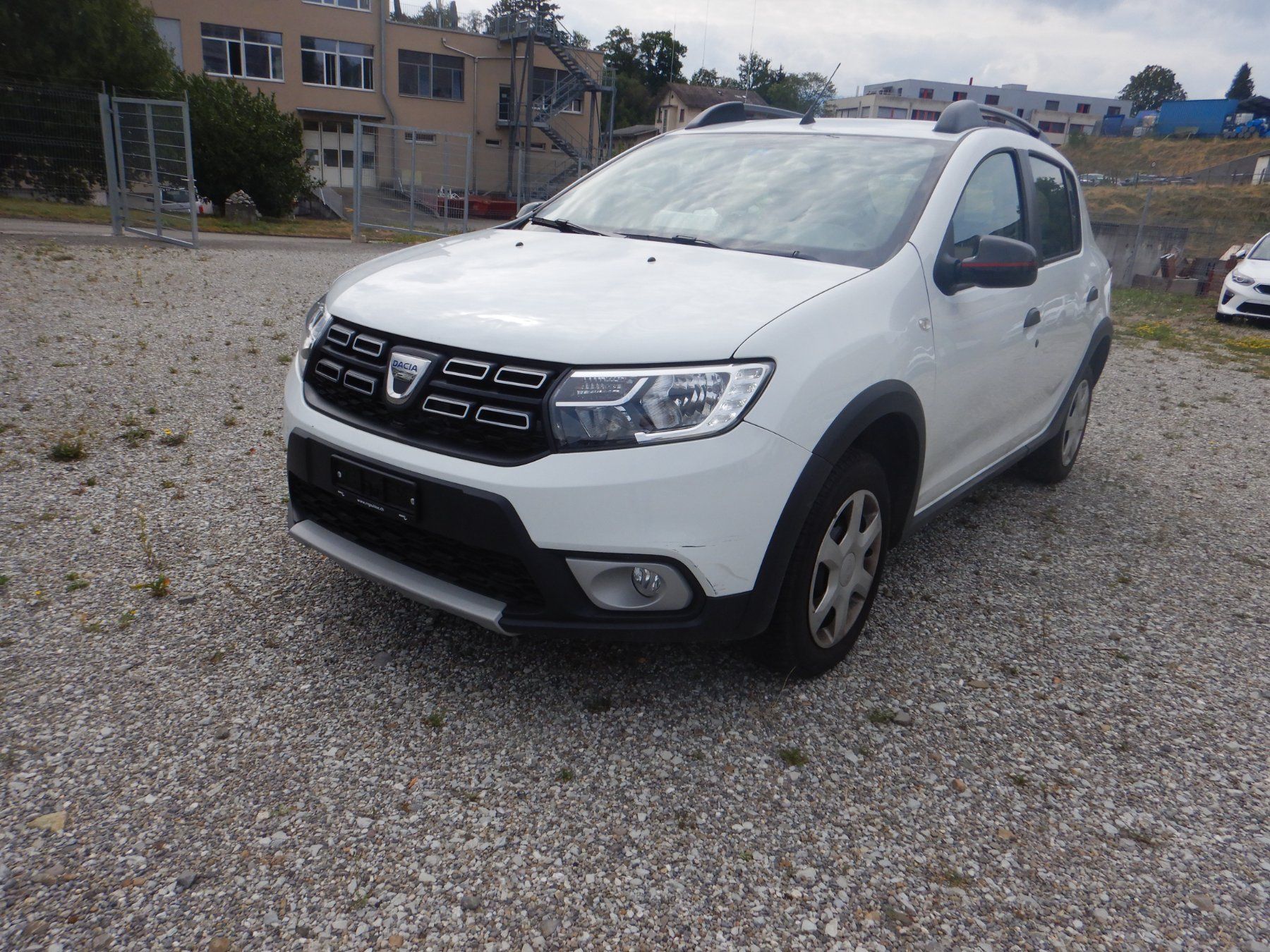 Dacia Autos: Dacia Sandero 90 – Gebraucht aus Fribourg von OFAIL