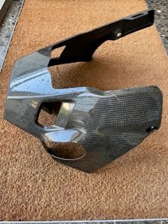 Aprilia Tutti i ricambio per moto: Aprilia Tuono Carbon Bug Spoiler – Usato da Stäfa venduto da pablopinkas 2