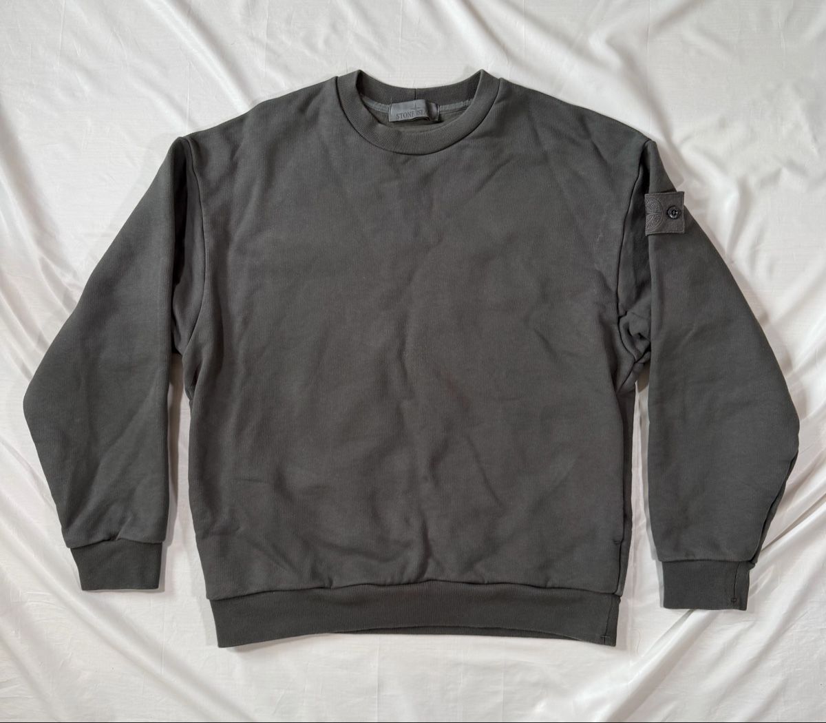 Stone Island Pulls & Sweat-shirts: Stone Island Ghost  – D'occasion à Pfäffikon ZH par Nataliia.