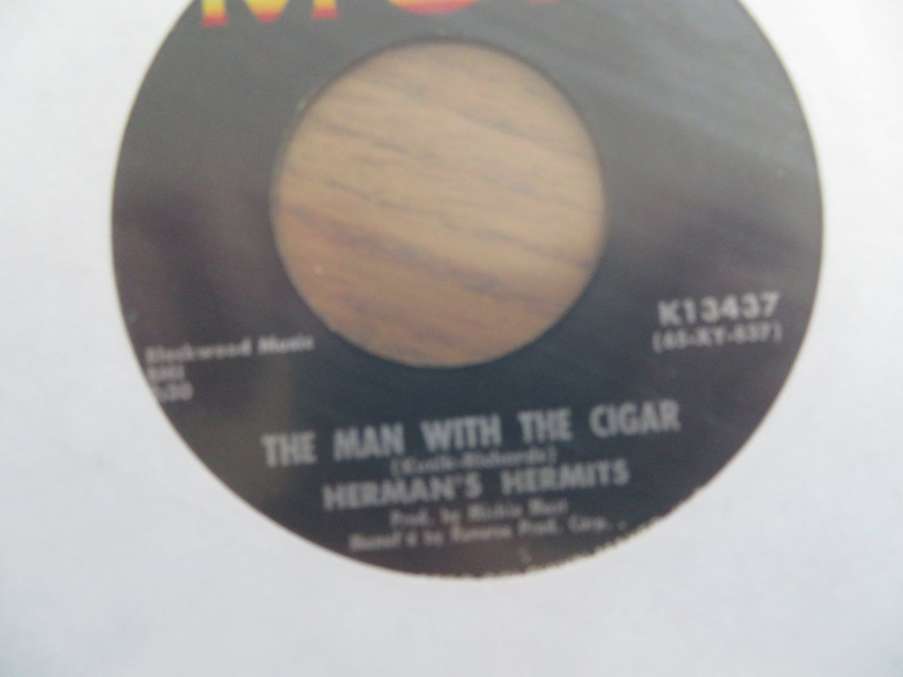 Dischi in vinile: Herman's Hermits - The Man With The Cigar/ A Must To Avoid – Usato da Zürich venduto da max_cp5f