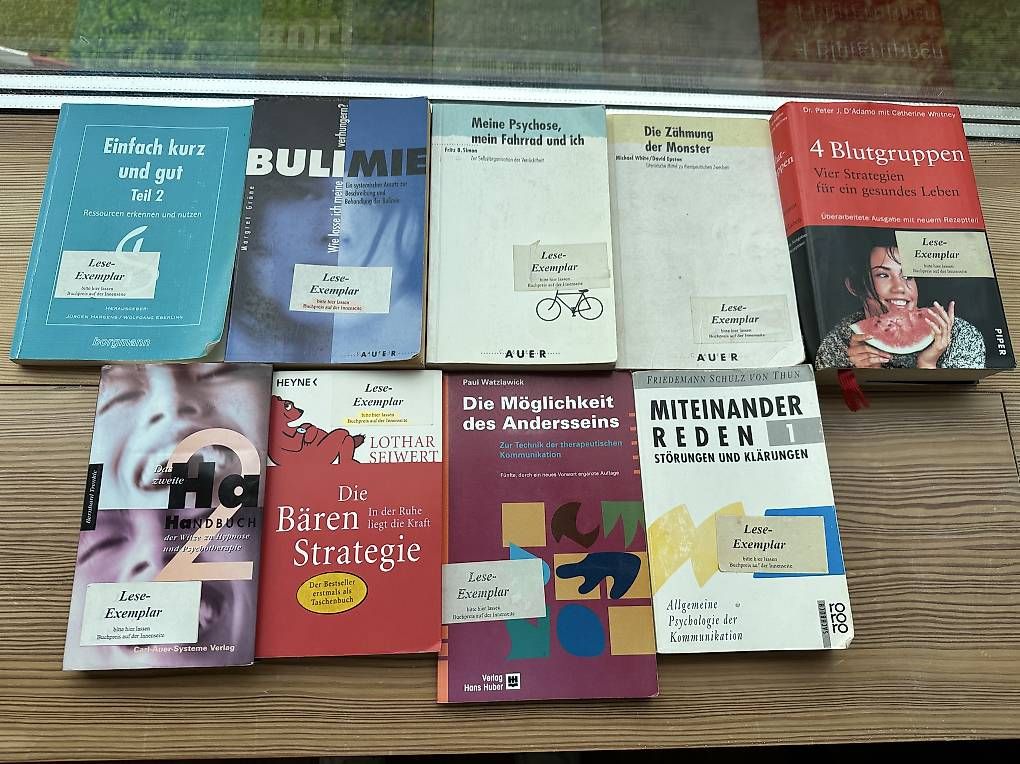 Libri: Coaching lösungsorientiert Hypnose  – Usato da Aarau venduto da vio_lrn7