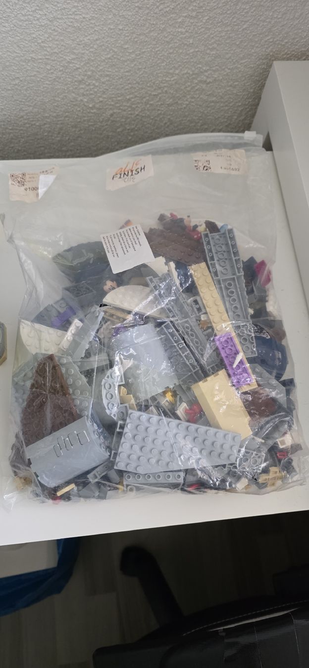 Lego Baukästen: Lego 71040 Disneyschloss Alternate Build – Gebraucht aus Dättlikon von Biertrans 1