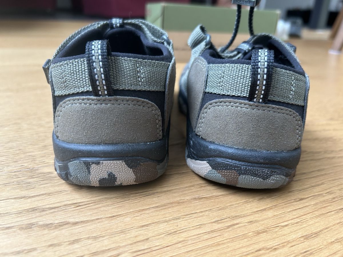 Schuhe für Jungen: Keen Trekking Sandalen Gr. 35 – Neu und originalverpackt aus Rothrist von szc_9dg5 5
