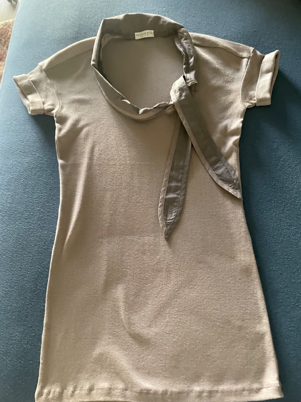 T-shirt: T-shirt – Nuovo (secondo la descrizione) da Bülach venduto da all_nxk6 1