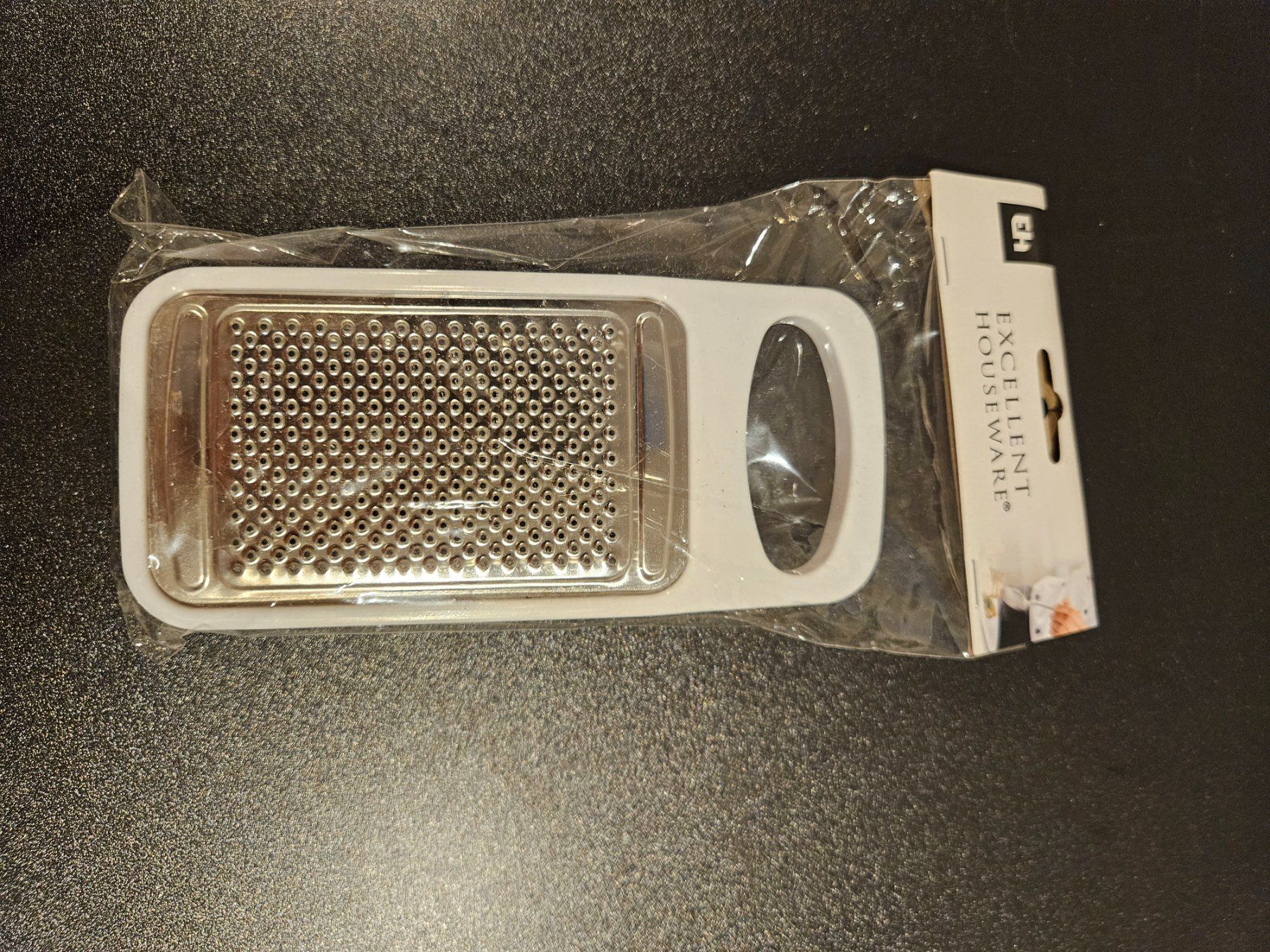 Küchengeräte: Neu - Reibe mit Behälter – Neu und originalverpackt aus Dagmersellen von Jarsetz_Restposten
