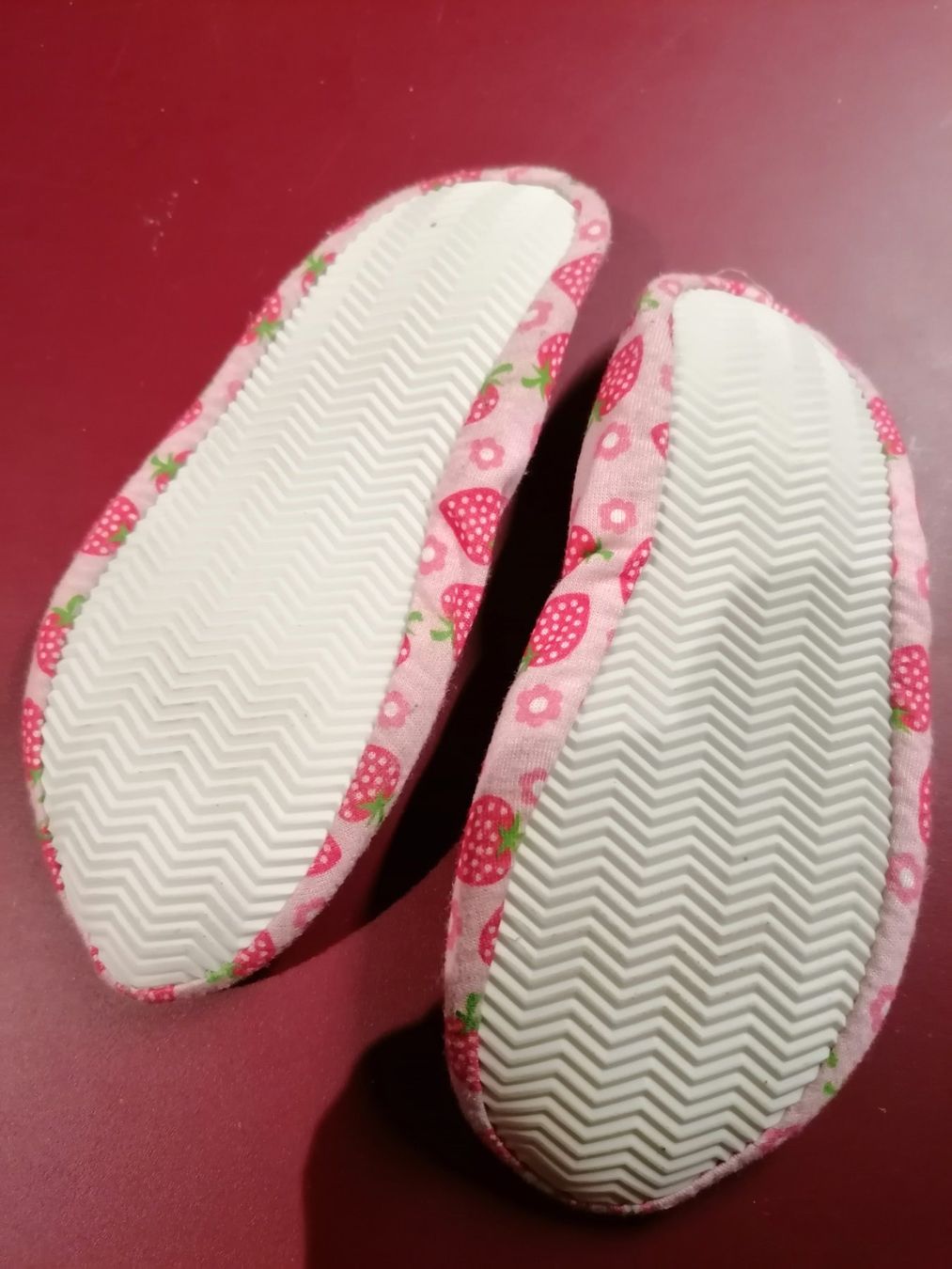 Schuhe für Mädchen: Turnschläppli Gr. 30 – Gebraucht aus Büttikon AG von Amineah 1