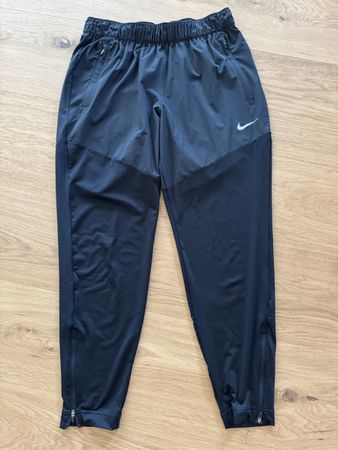 NIKE Performance Essential Pant L