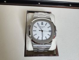 Patek Philippe Nautilus / 5711/1A-011 / Fullset / CH-2014