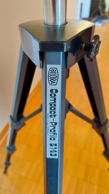 Treppiedi & Teste: Stativ Professionelles Stativ Fotografie – Usato da Zürich venduto da Tcrush 1