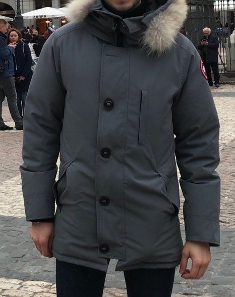 Canada Goose Jacken: Winterjacke / Winterparka Canada Goose / Grösse S – Gebraucht aus Sursee von Aleksis