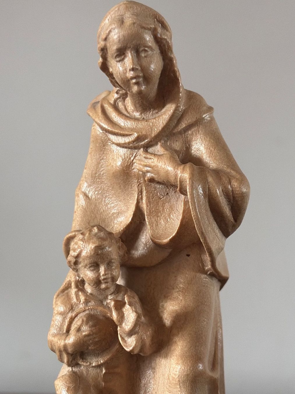 Statuette: Krippenfigur; Mutter mit Kind, Holz, handgeschnitzt – Usato da Luzern venduto da Jiggy_8898 1
