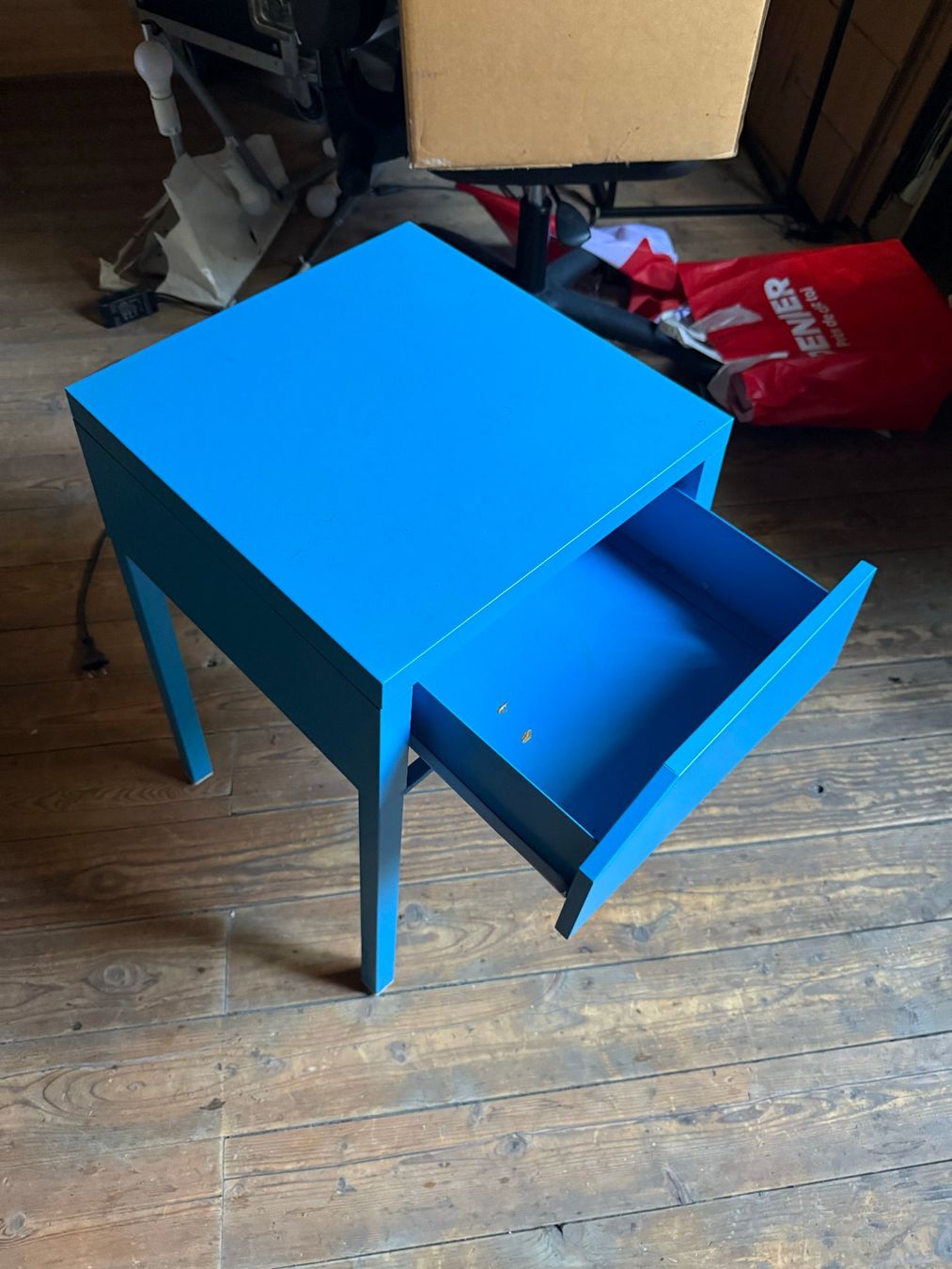 Comodini: IKEA Selje Nachttisch blau – Usato da Zürich venduto da Ypar 1
