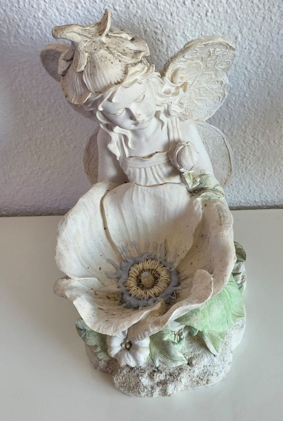 Statuette: Gartendeko: Mädchen mit Flügeln und Mohnblume – Usato da Rheinsulz venduto da Dred 1