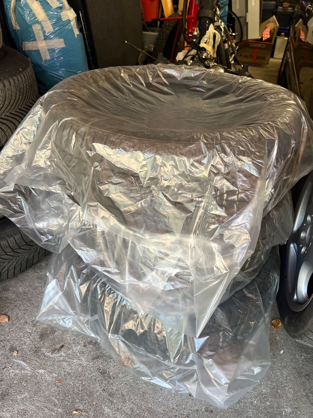 Hankook Pneumatici & Ruote complete: 4x Hankook Winterreifen – Nuovo (secondo la descrizione) da Biel/Bienne venduto da Camillep95 2