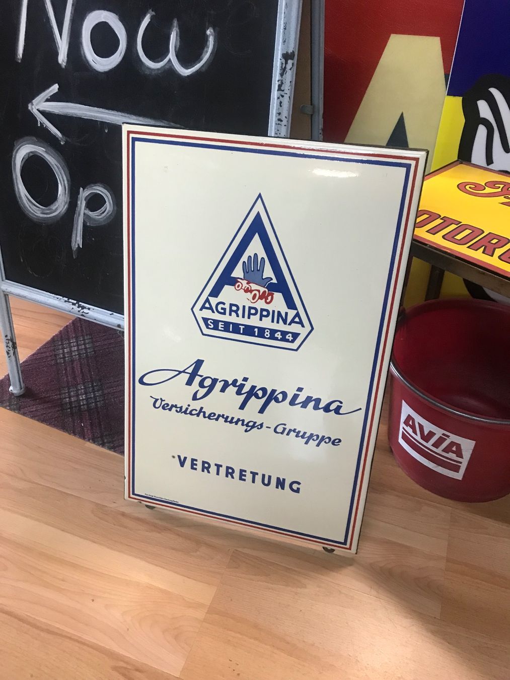 Schilder: Agrippina Versicherungs-Gruppe Emailschild – Gebraucht aus Erlinsbach von Stu-ff 1