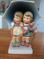 Hummelfigur „Unter einem Dach“