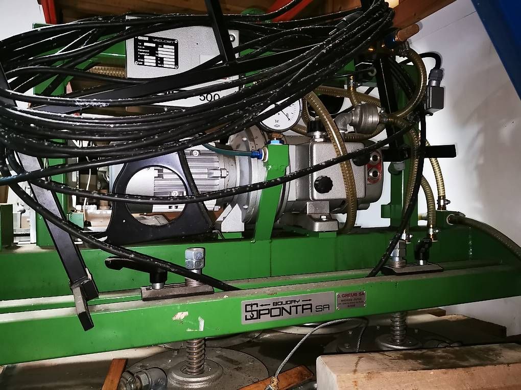 Tutte le macchine: Système de levage par pompe à vide 500kgs – Usato da la chaux-de-fonds venduto da Maxou8
